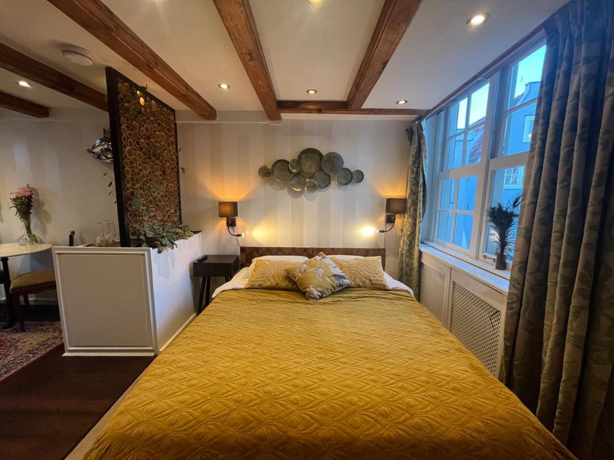 The Enlightened House Luxury Suites アムステルダム エクステリア 写真